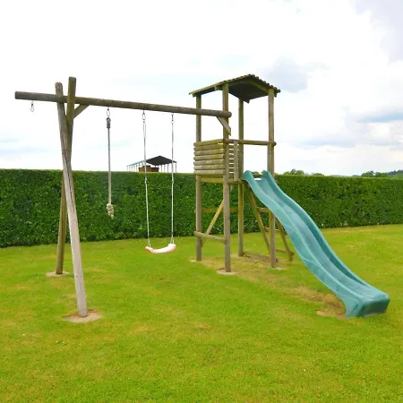 펜션 Luxurious In Falaen With Sauna