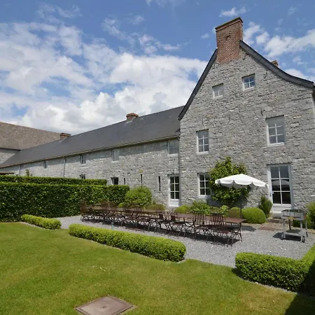 Vakantiehuis Luxurious In Falaen With Sauna *